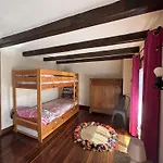 Caserio Uletza Feriehus *