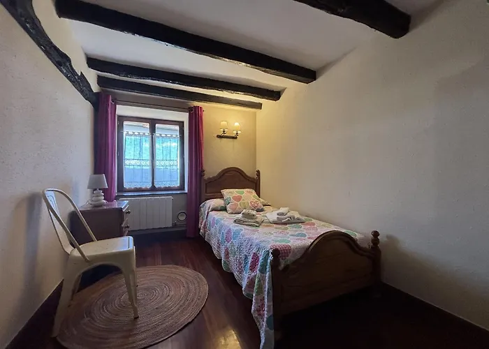 Caserio Uletza Holiday home *