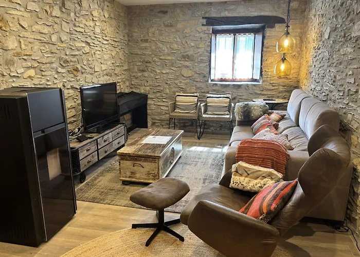 Caserio Uletza Holiday home *